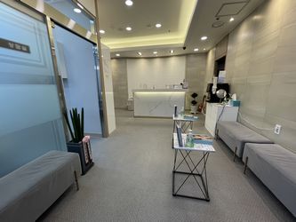 로비2